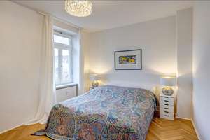 Möbliert: Altbauflair in Toplage Englischer Garten – Die vollständige Adresse der Immobilie erhältst du vom Anbieter., 80802 Münchner Freiheit, München – Vorschaubild 3