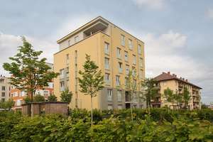 4-Zimmer-Wohnung mit Balkon