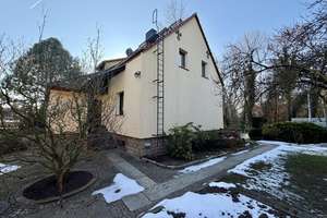 Viel Platz für Familie – freistehendes Einfamilienhaus mit Terrasse, Garage und schönem Garten! – Die vollständige Adresse der Immobilie erhältst du vom Anbieter., 4509 Delitzsch – Vorschaubild 4