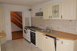 Einfamilienhaus mit Garage und Scheune in Hohenburg – Die vollständige Adresse der Immobilie erhältst du vom Anbieter., 92277 Hohenburg – Vorschaubild 3