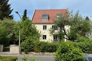 Von privat! Großzügiges Haus mit zwei Wohneinheiten für die große Familie oder Wohnen & Arbeiten – Gumbinner Str. 11, 90411 Ziegelstein, Nürnberg – Vorschaubild 1