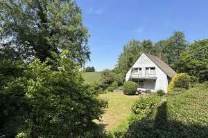 Adventspreis, großzügig. Ganz für sich – kleines Einfa.-Haus mit Bachlauf in bester Lage Wuppertals – Oberdüsseler Weg 54, 42113 Uellendahl-Katernberg, Wuppertal – Vorschaubild 3