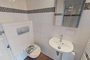 Viel Platz zum Wohlfühlen - Helle 2-Zimmer-Wohnung mit EBK in fußläufiger Nähe zur Altstadt – Breiter Weg 229 a, 39104 Altstadt, Magdeburg – Vorschaubild 9
