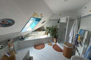 Modernes energieeffizientes Familienhaus mit PV-Anlage, Wallbox & Smart Home in ruhiger Lage – Die vollständige Adresse der Immobilie erhältst du vom Anbieter., 13591 Staaken, Berlin – Vorschaubild 23