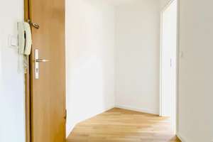 MFH inkl. Hinterhaus (2-Fam.) im Stuttgarter Osten mit 11 WE  und 1 Gewerbeeinheit zu verkaufen – Die vollständige Adresse der Immobilie erhältst du vom Anbieter., 70186 Gablenberg, Stuttgart – Vorschaubild 28