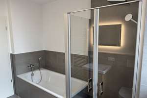 Erstbezug | exklusive 2,5-Zimmer Wohnung | Einbauküche | Balkon | Einzelgarage | ER-Zentrum – Anton-Bruckner-Straße 8, 91052 Röthelheim, Erlangen – Vorschaubild 5
