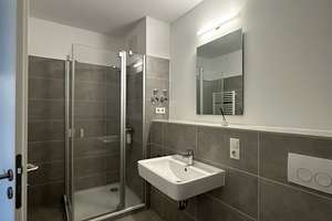 Erdgeschosswohnung mit Terrasse * 4-Zimmer * Einbauküche * im grünen Alt-Treptow – Kiefholzstr. 26, 12435 Alt-Treptow, Berlin – Vorschaubild 12