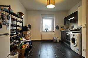 Gut geschnittene 2 Zimmer Whg mit großer Küche – Kernstraße 41, 90429 Bärenschanze, Nürnberg – Vorschaubild 3