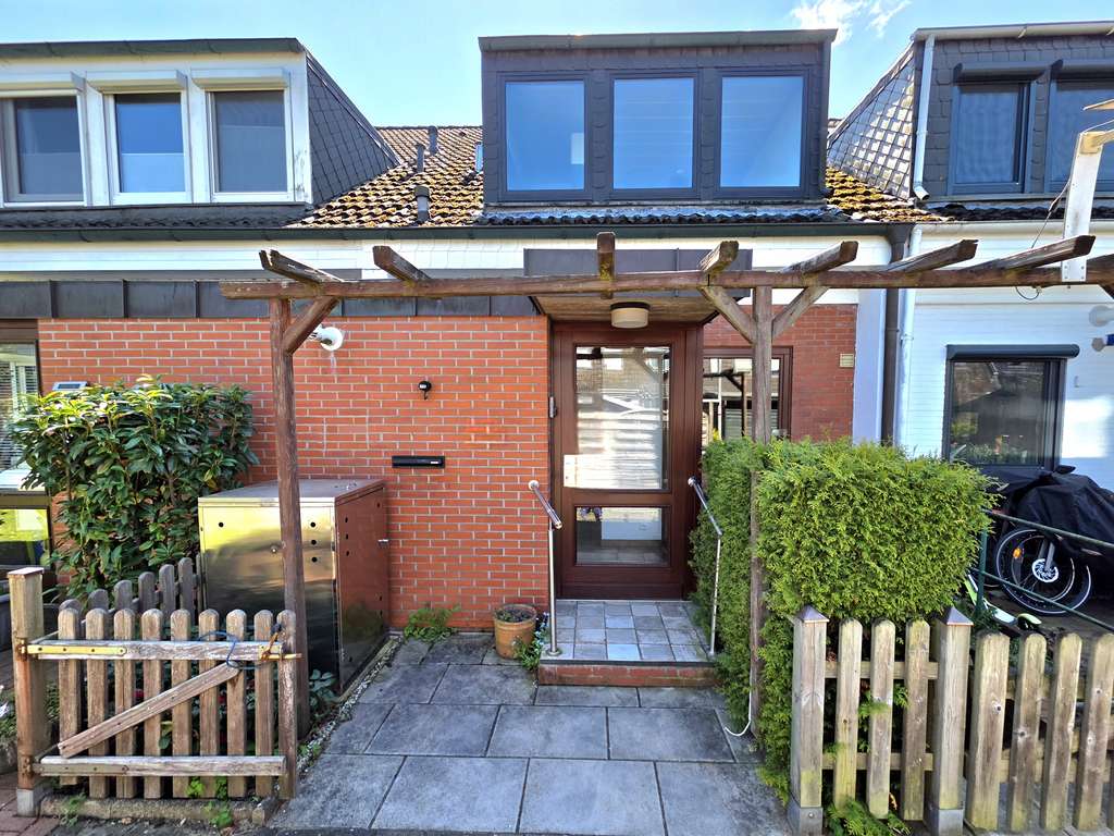 Immobilie in Lilienthal - Lilienthal-Mitte***RH mit 5 Zi, Wintergarten, Garage***€ 259.000,-- - Bild 0
