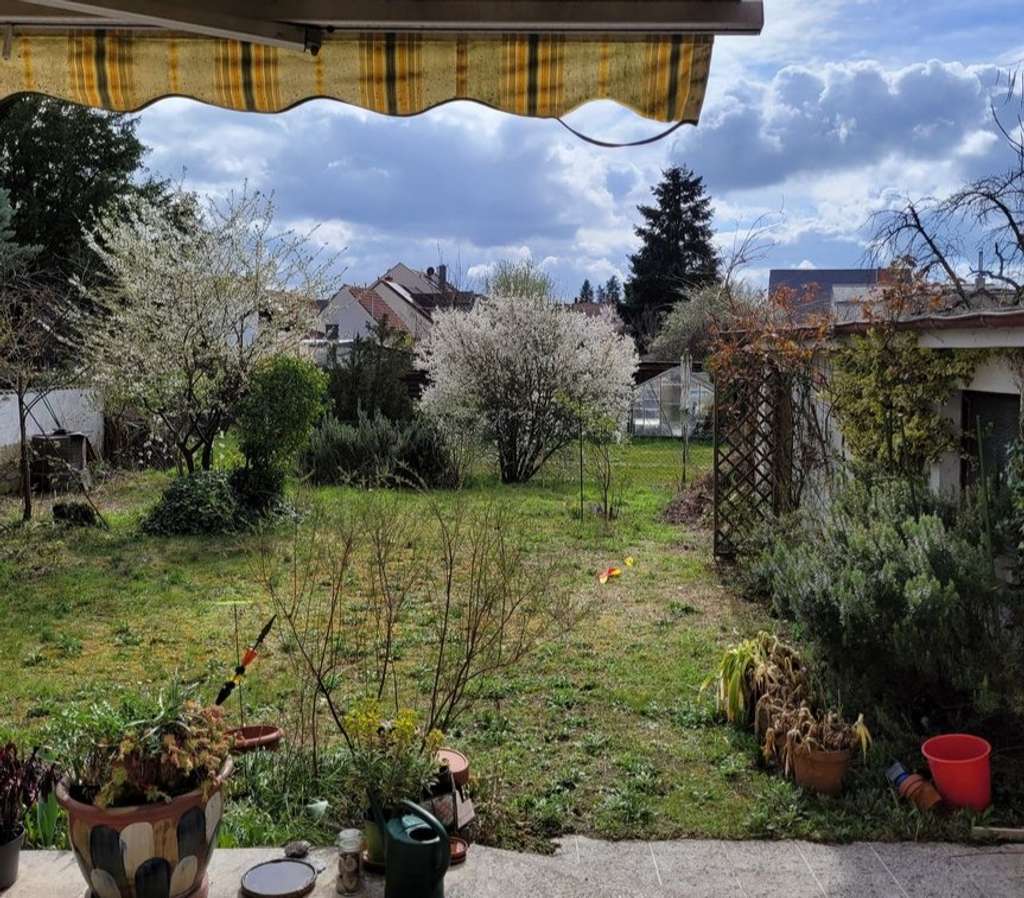 Immobilie in Neulußheim - Großzügiges EFH mit Südgarten in Bestlage von Neulußheim – ideale Basis für Ihr Traumhaus - Bild 2