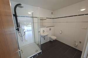 Helle 2-Zimmer Wohnung, 2 Balkone, Einbauküche, Garage im Herzen der Waldsiedlung – 51375 Schlebusch, Leverkusen – Vorschaubild 15