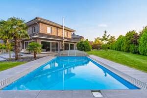 Exklusive Architektenvilla auf parkähnlichem Grundstück mit Pool und Galerieebene – Die vollständige Adresse der Immobilie erhältst du vom Anbieter., 26629 Großefehn – Vorschaubild 11
