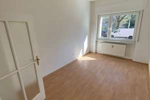 2-Zimmer-Wohnung mit neuer Einbauküche und Loggia – Lindenstr. 117, 75175 Oststadt, Pforzheim – Vorschaubild 7