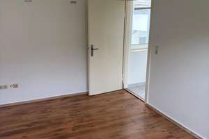 Wohnen mit Charakter: Zweizimmerwohnung in Bremen-Findorff (teilmöbiliert) – Admiralstraße 99, 28215 Findorff-Bürgerweide, Bremen – Vorschaubild 4