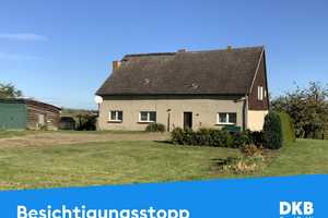 Bauernhaus mit zusätzlichem Bauland für vielfältige Nutzung – Mecklenburg-Strelitz (Kreis) – Vorschaubild 1