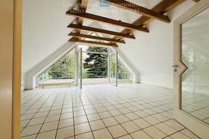 Renoviertes Einfamilien- oder Mehrgenerationenhaus mit Dachterrasse und Garten – Hauptstr. 66, 21643 Beckdorf – Vorschaubild 1