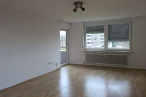4,5-Zimmer Wohnung mit Balkon im 4. OG in Reutlingen – Hermann-Ehlers-Str. 48, 72762 Reutlingen-Mitte, Reutlingen – Vorschaubild 8