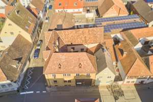 ++ Ehemaliges Winzeranwesen mit Wohnhaus & Nebengebäude im Ortskern von Godramstein! ++ – Die vollständige Adresse der Immobilie erhältst du vom Anbieter., 76829 Landau-Godramstein, Landau in der Pfalz – Vorschaubild 2