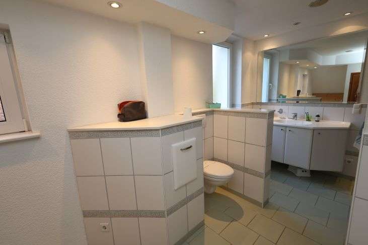 Immobilie in Dörpling - Ehemalige, modernisierte Dorfschule mit Doppelhauskonzept auf idyllischem Grundstück in Dörpling b.  - Bild 27