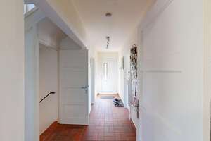 Großzügiges Einfamilienhaus mit Garten, Wärmepumpe und Platz fürs Homeoffice in Hamburg-Langenhorn – Die vollständige Adresse der Immobilie erhältst du vom Anbieter., 22417 Langenhorn, Hamburg – Vorschaubild 8