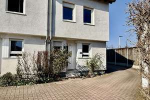 ++ Ihre Chance in Schriesheim: Sanierungsbedürftiges Reihenendhaus zum attraktiven Einstiegspreis ++ – Die vollständige Adresse der Immobilie erhältst du vom Anbieter., 69198 Schriesheim – Vorschaubild 2