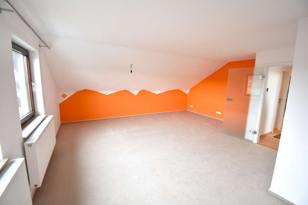 Immobilie in Empfingen - **Gepflegte 3-Zi.-Whg. mit Balkon & Garage**Sofort frei** - Bild 4