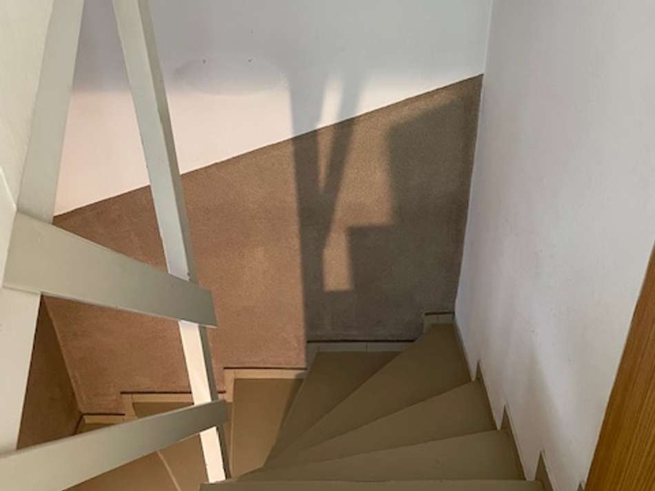 Treppe zum Untergeschoss