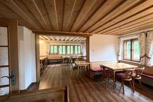 Sonniges Mehrfamilienhaus mit gewerb. Nutzung, großem Grundstück, Terrasse, Balkon & Doppelgarage – Berchtesgadener Land (Kreis) – Vorschaubild 18