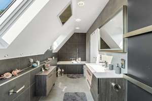 Property thumbnail 40