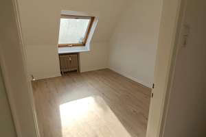 **GERICHTSVIERTEL- Gepflegte Wohnung mit Duschbad & Vinylböden** – 44135 Kaiserbrunnen, Dortmund – Vorschaubild 9