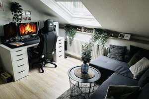 Helle und gemütliche 2-Zimmer Dachgeschosswohnung in wunderschönem Altbau – Industriestraße 51, 47803 Kempener Feld/Baackeshof, Krefeld – Vorschaubild 3