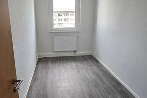 Direkt einziehen! bezugsfertige 4-R.-WE m. Balkon in Zittau! – Südstraße 43 e, 2763 Zittau – Vorschaubild 9