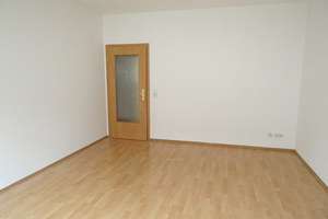 Schöne große Räume + Balkon + modernes Wannenbad – Klarastraße 44, 9131 Hilbersdorf, Chemnitz – Vorschaubild 14