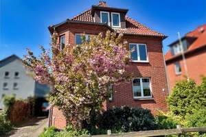 3-Parteienhaus in Stadtnaher-Lage – Die vollständige Adresse der Immobilie erhältst du vom Anbieter., 29225 Celle – Vorschaubild 2