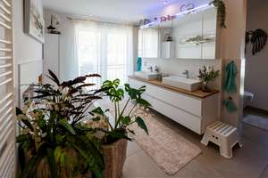 Modernes Einfamilienhaus mit weitläufigem Grundstück (provisionsfrei) – Die vollständige Adresse der Immobilie erhältst du vom Anbieter., 72221 Haiterbach – Vorschaubild 9