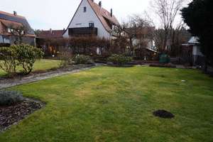 Adrettes 2-Familienhaus mit großem Garten in Nürnberg - Süd / Haus kaufen – Die vollständige Adresse der Immobilie erhältst du vom Anbieter., 90469 Trierer Straße, Nürnberg – Vorschaubild 19
