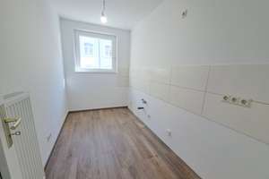 Erstbezug! Renovierte 3-Zimmer-Wohnung mit Dusche und Balkon in Bremerhaven-Lehe – Fritz-Reuter-Straße 37, 27568 Lehe, Bremerhaven – Vorschaubild 5