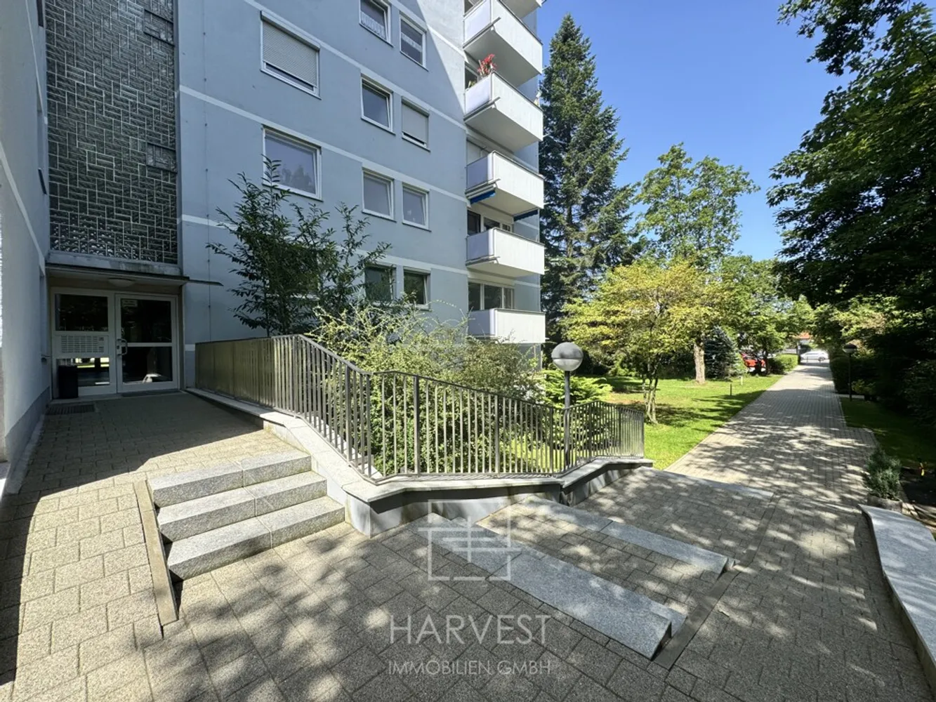 Sanierungsbedürftige 3-Zimmer-Wohnung mit Südwestbalkon in Ottobrunn – Waldkolonie / Verkauf im Biet, München Kreis – Bild 4