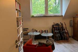 Freundliche, gepflegte 4-Zimmer-Dachgeschosswohnung zur Miete in  zentraler Lage von Oberhausen – Die vollständige Adresse der Immobilie erhältst du vom Anbieter., 46045 Marienkirche, Oberhausen – Vorschaubild 5