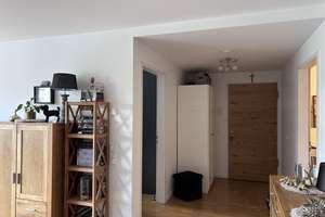 freundlich * hell * großzügig geschnitten - moderne 2-Zimmer-Wohnung mit EBK,  Parkett und Balkon – An der Schalwiese 17, 44789 Südinnenstadt, Bochum – Vorschaubild 9