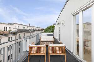 Am Weinbergspark, Mitte: 2 Zimmer Penthouse, Aufzug, AC, Stellplatz, Süd-West-Terrasse ca. 25 m² – Die vollständige Adresse der Immobilie erhältst du vom Anbieter., 10119 Mitte (Ortsteil), Berlin – Vorschaubild 6
