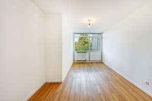 +++ Panorama-Fern-/Seeblick - Schwimmbad/Sauna - modernisiert - inkl. Doppel-Garage & TG-Stpl. +++ – Max-Brod-Weg 14, 70437 Freiberg, Stuttgart – Vorschaubild 21