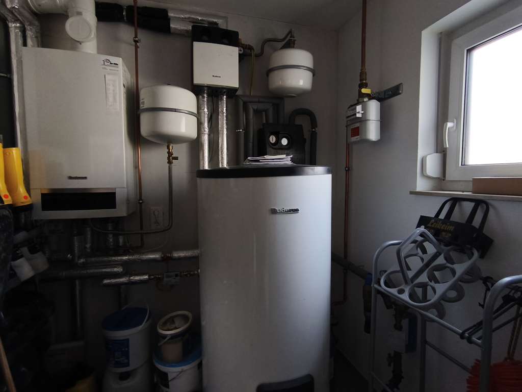 Immobilie in Döllstädt - Modernes Zweifamilienhaus (Baujahr 2014) mit Balkon und Terrasse – hochwertige Kapitalanlage oder id - Bild 4