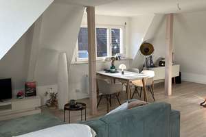 Hochwertige Loft-Wohnung im Dachgeschoss- Aussicht inklusive! – Die vollständige Adresse der Immobilie erhältst du vom Anbieter., 70186 Gablenberg, Stuttgart – Vorschaubild 1