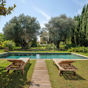 Landhaus mit 5 Schlafzimmern und 1.200 m² Garten zum Verkauf in Alt Empordà, Girona