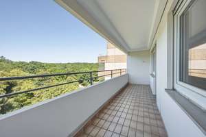 Penthouse-Feeling: Schöne 4-Zimmer-Wohnung mit Blick in den Wald – Die vollständige Adresse der Immobilie erhältst du vom Anbieter., 70469 Hohe Warte, Stuttgart – Vorschaubild 8