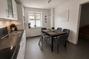 Platz für neue Ideen: Mittelreihenhaus in München Perlach – Die vollständige Adresse der Immobilie erhältst du vom Anbieter., 81735 Ramersdorf, München – Vorschaubild 3