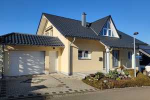 Freistehendes Einfamilienhaus mit Einliegerwohnung und Garage - Provisionsfrei! – Lörrach (Kreis) – Vorschaubild 2