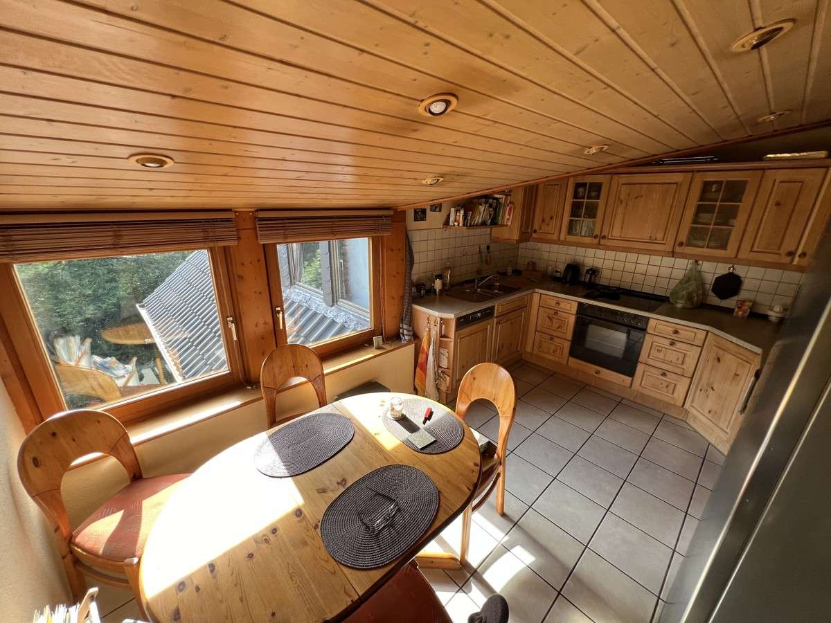 Immobilie in Hüllhorst - Idyllisches Mehrfamilien- / Mehrgenerationenhaus - Bild 7