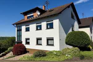 Renditeanleger aufgepasst! Dreifamilienhaus in bevorzugter Wohnlage von Nalbach-Körprich! – Saarlouis (Kreis) – Vorschaubild 1